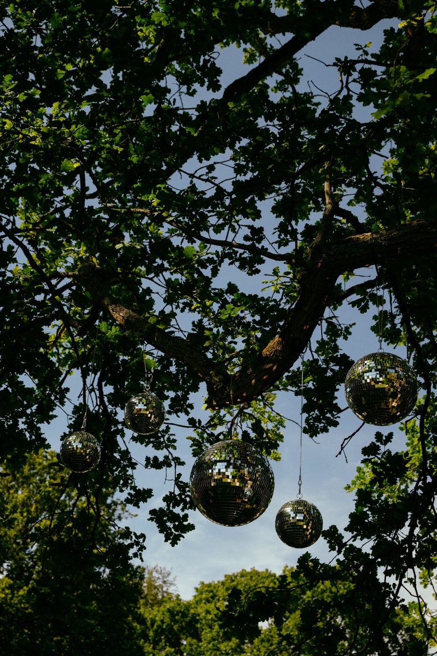 The Kooks 20 Years of Inside In / Inside Out at Tofte Manor