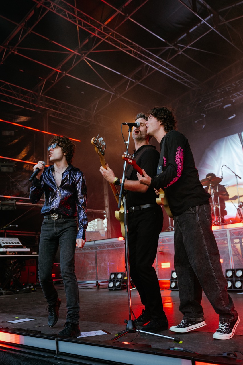 The Kooks 20 Years of Inside In / Inside Out at Tofte Manor