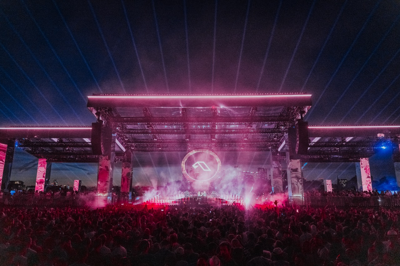 Anjunadeep on the Thames