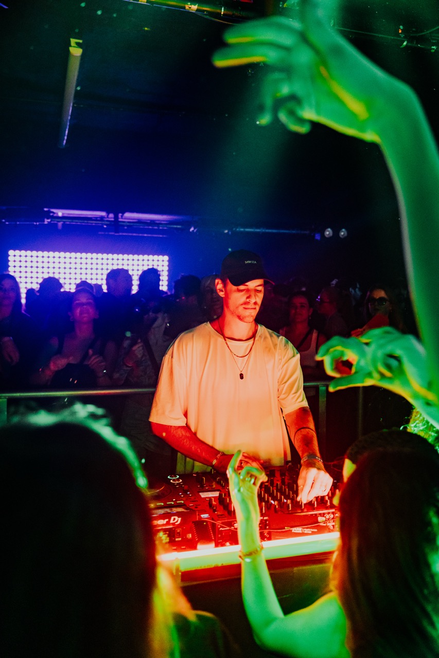 Adam Ten at Unlocked - December 6, 2025 - Unlocked - Gallery