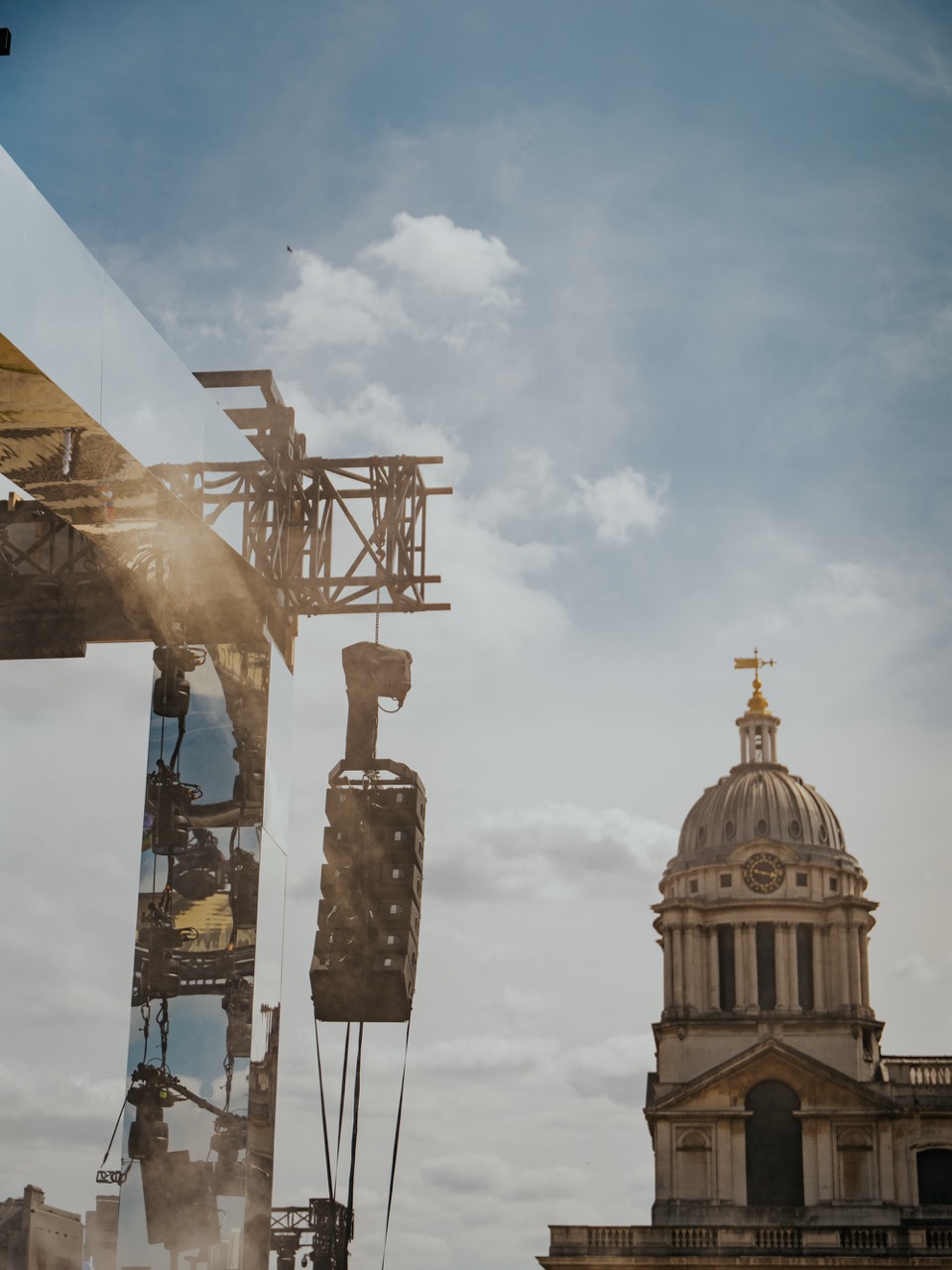 Solomun on the Thames