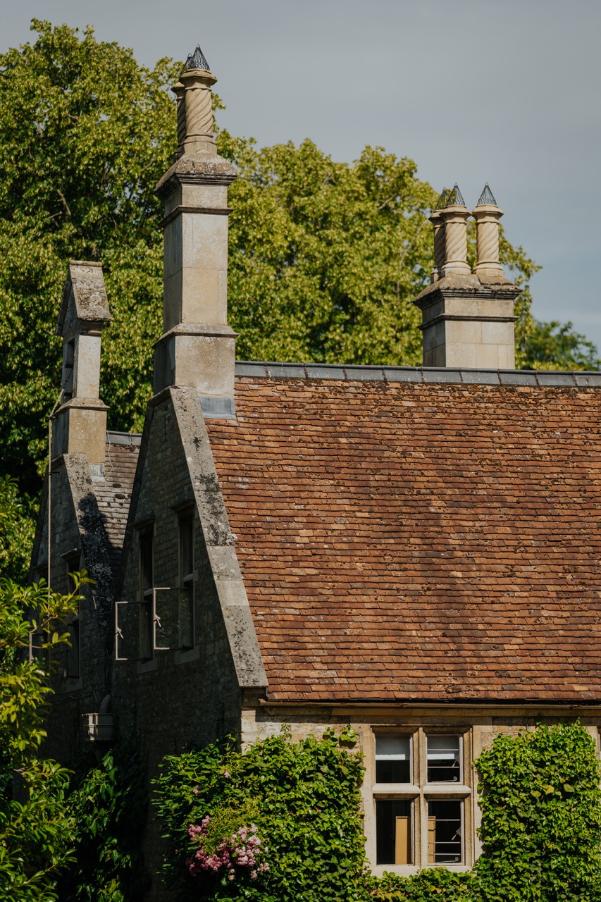 The Kooks 20 Years of Inside In / Inside Out at Tofte Manor