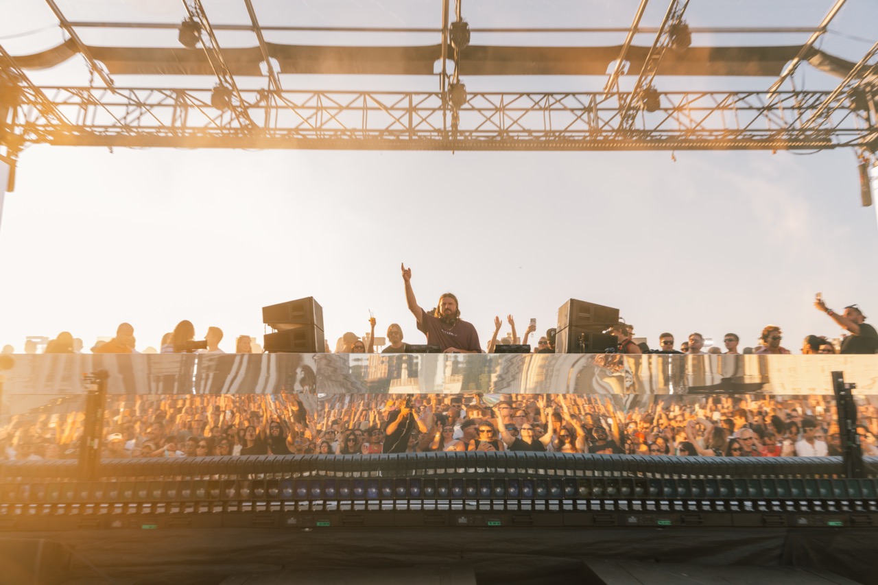 Solomun on the Thames