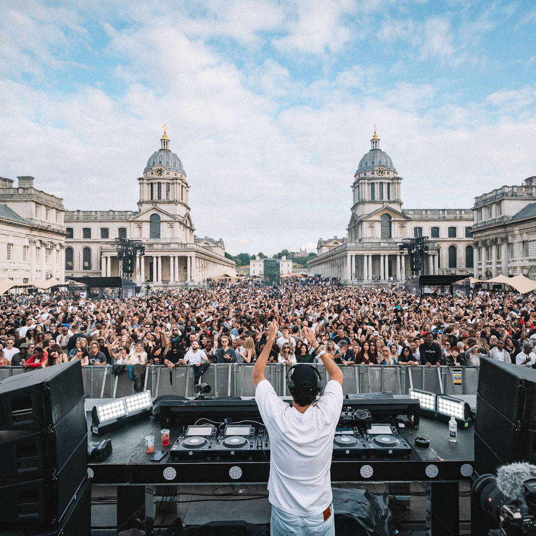 Labyrinth Live on the Thames: Maz [YouTube]