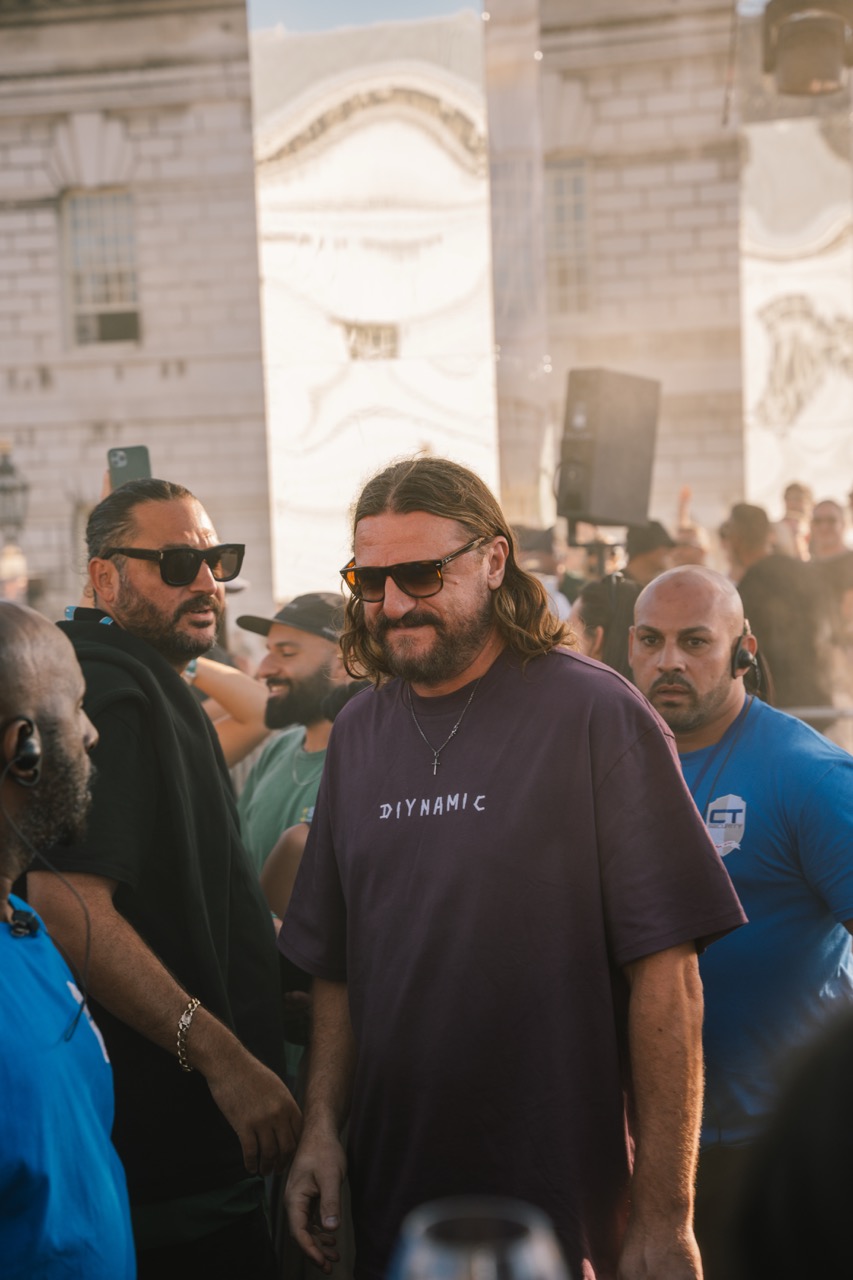 Solomun on the Thames