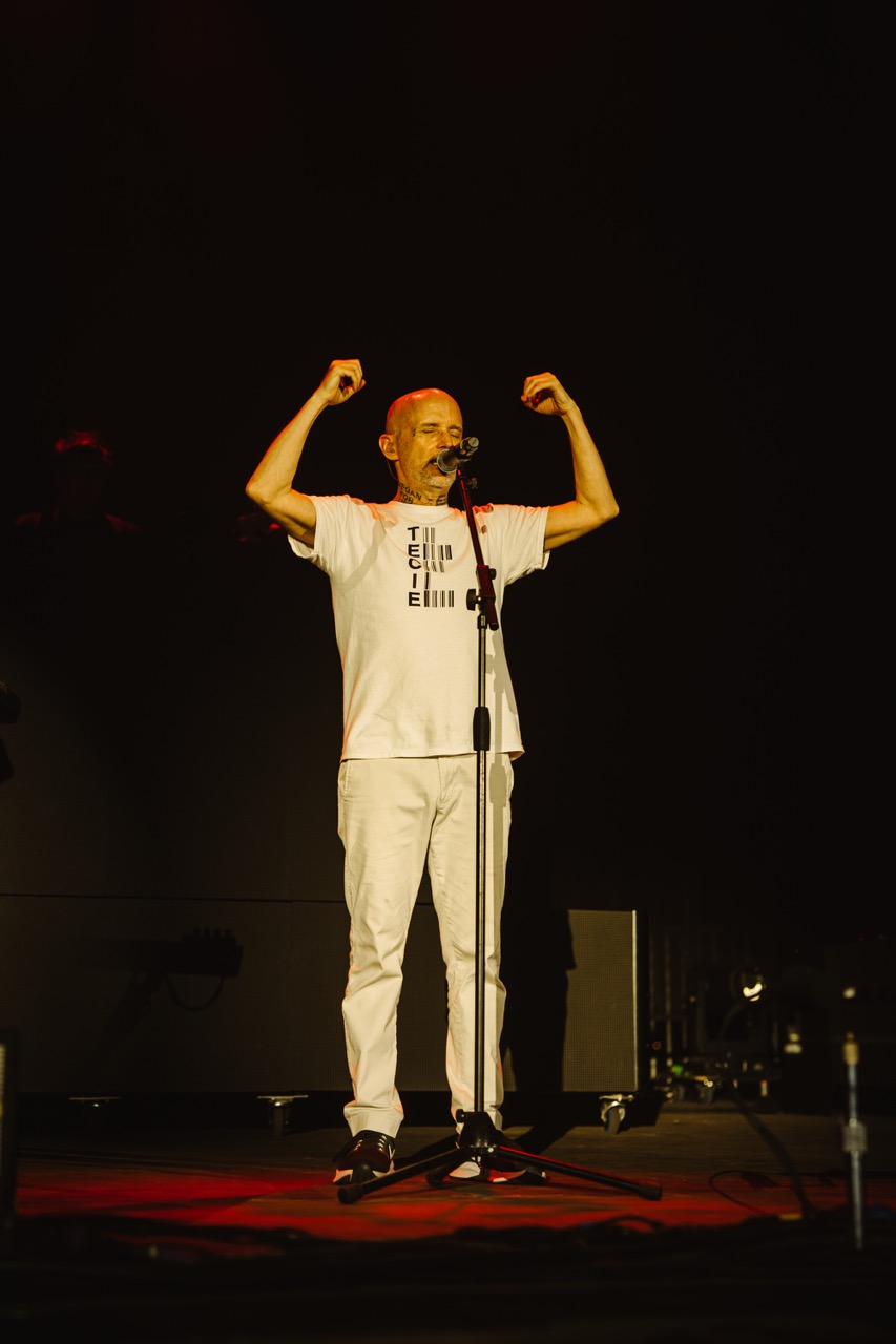MOBY Live on the Thames