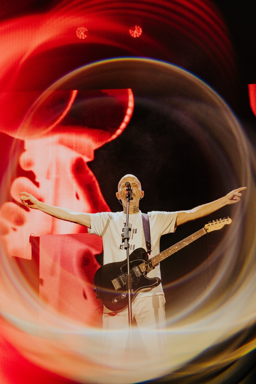 MOBY Live on the Thames