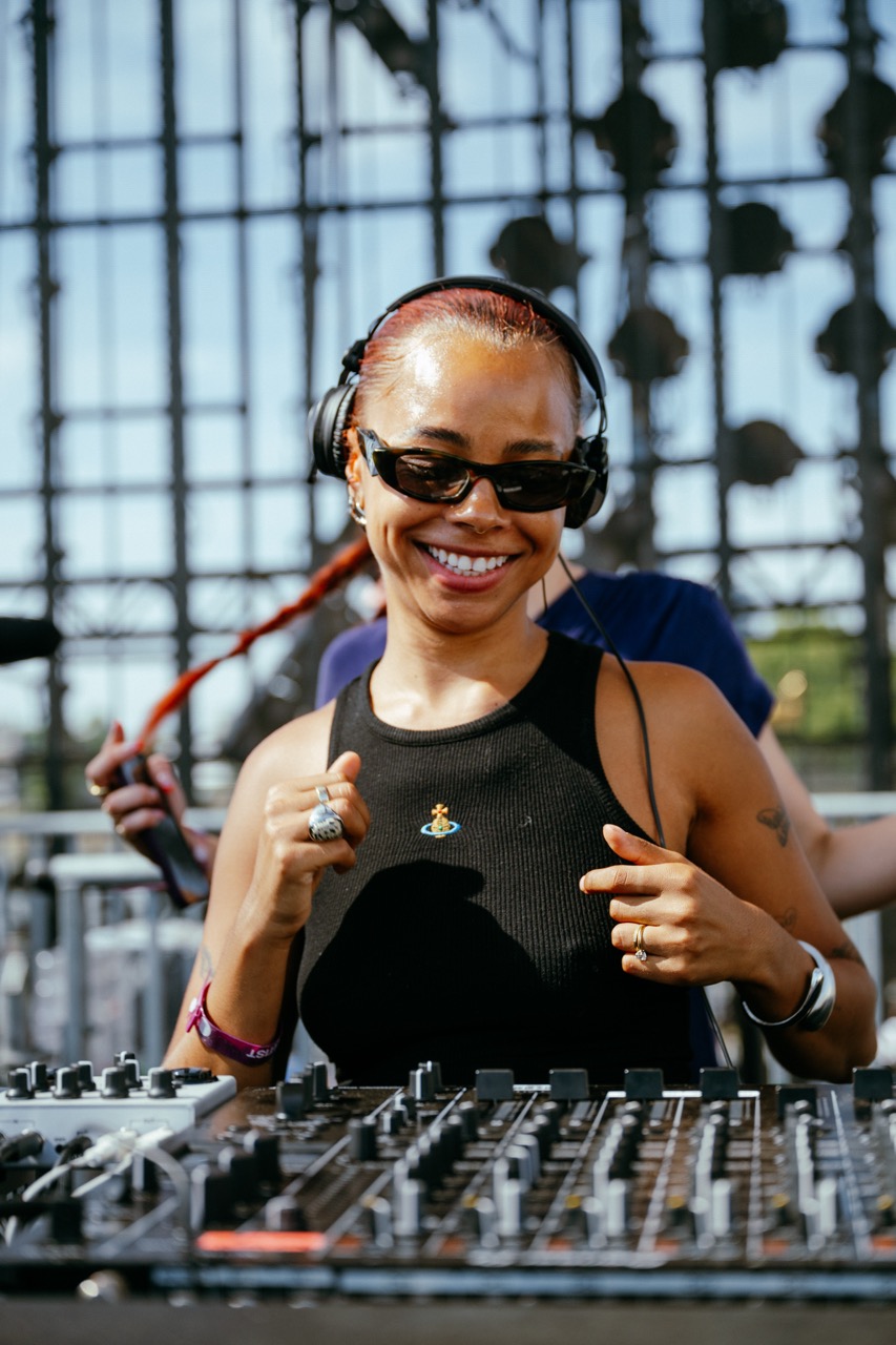 Adriatique presents X on the Thames
