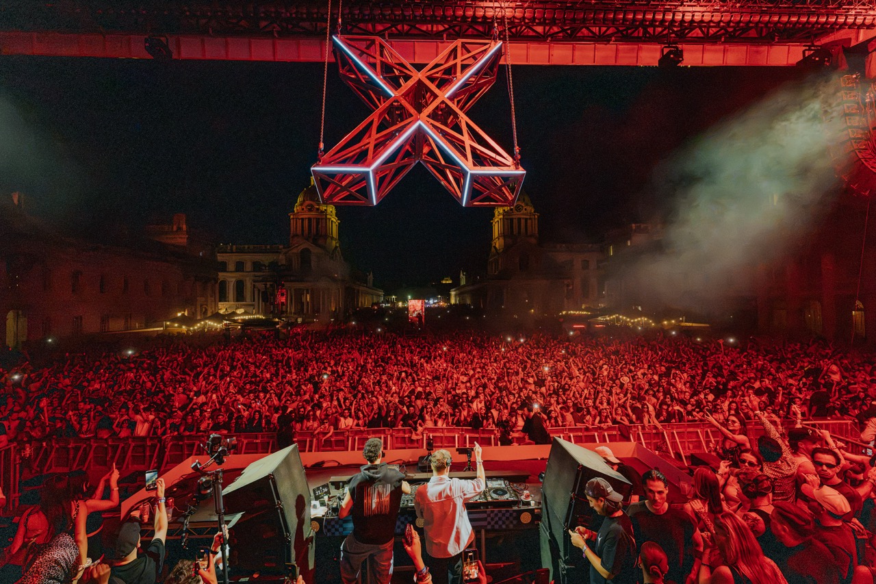 Adriatique presents X on the Thames