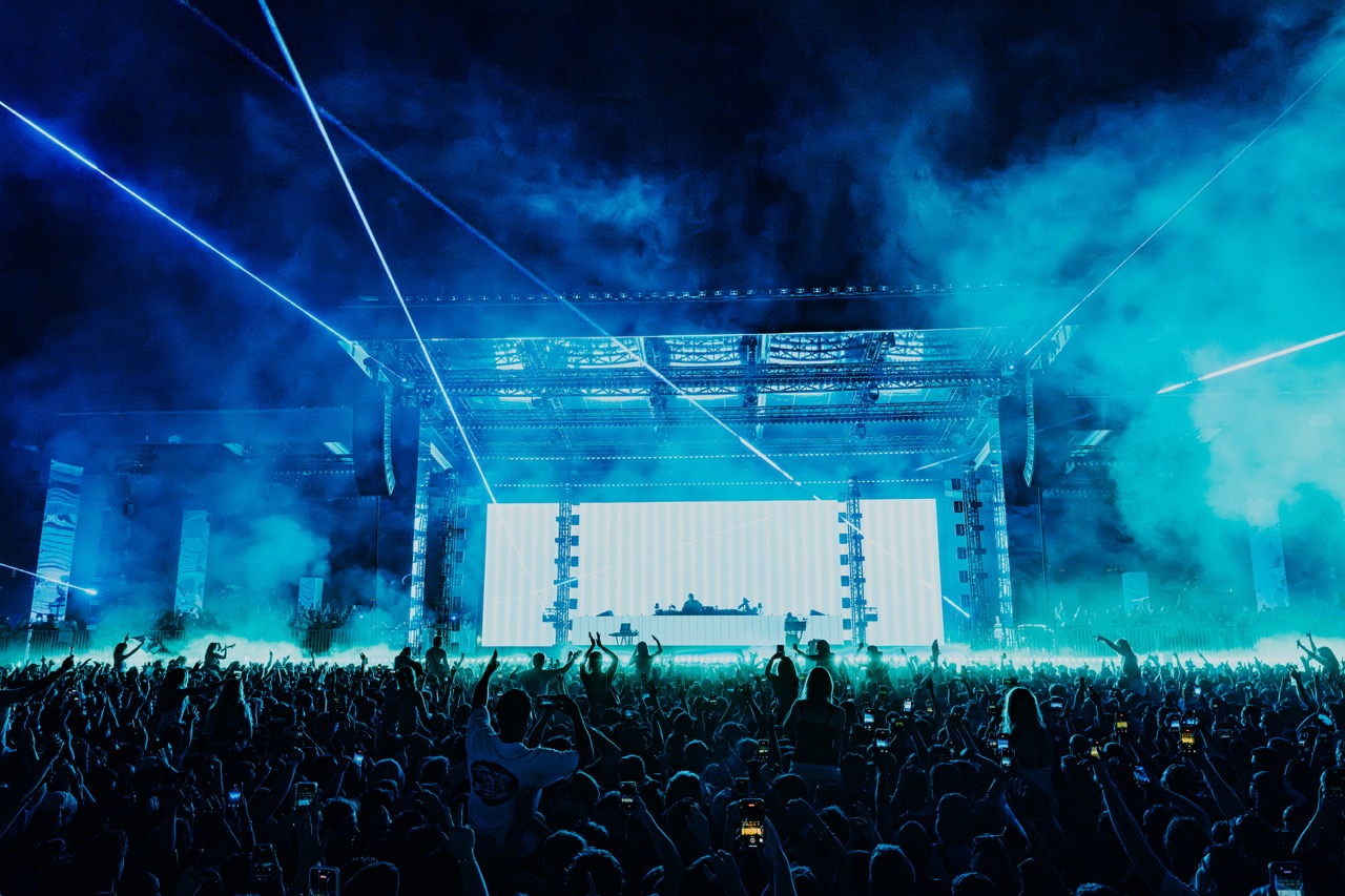 Overmono presents Pure Devotion on the Thames