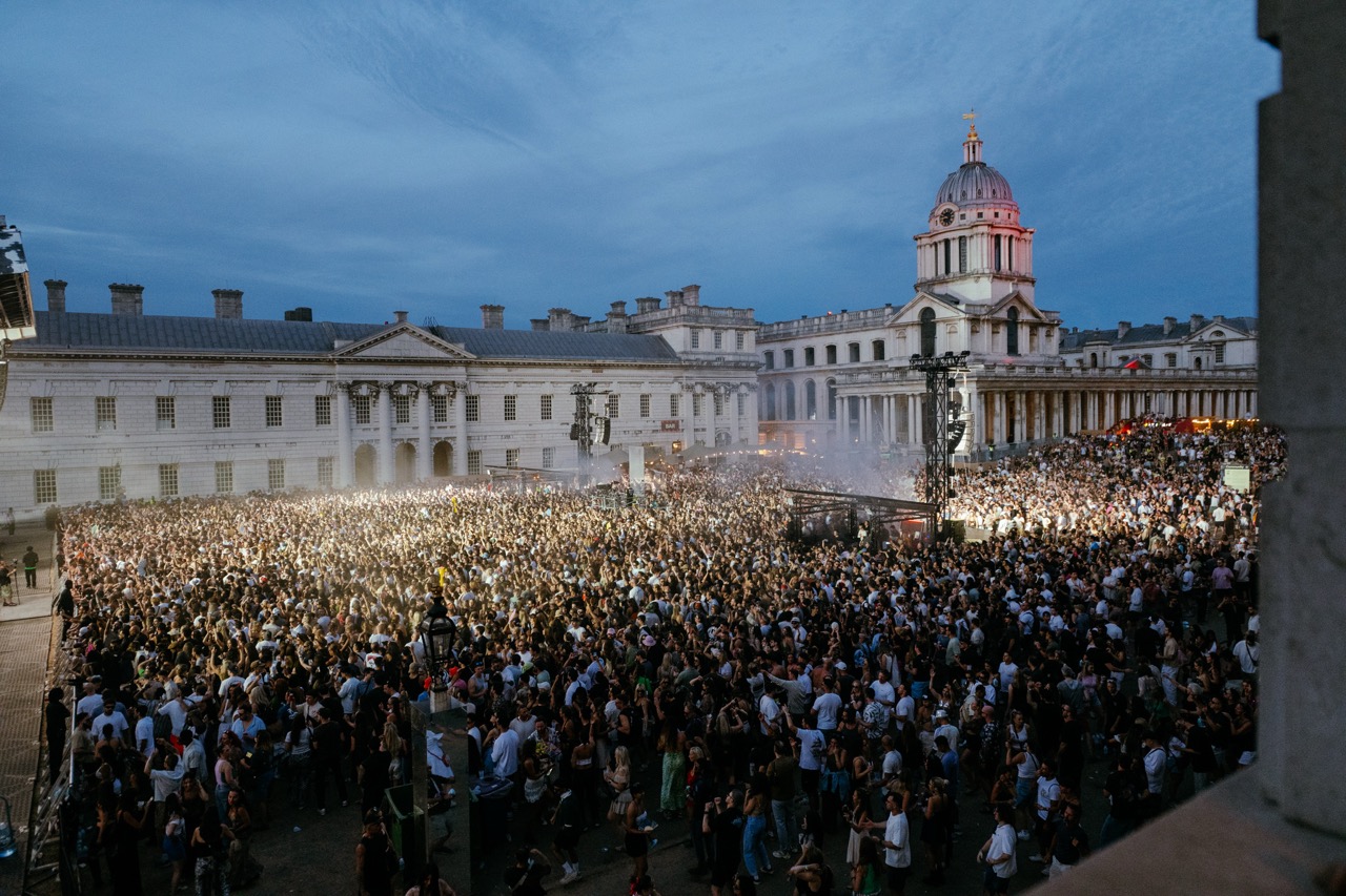 Adriatique presents X on the Thames