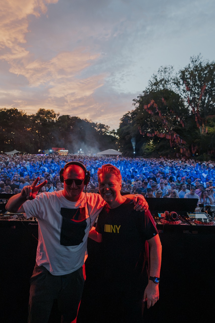 Sasha & John Digweed six hour set at Tofte Manor 