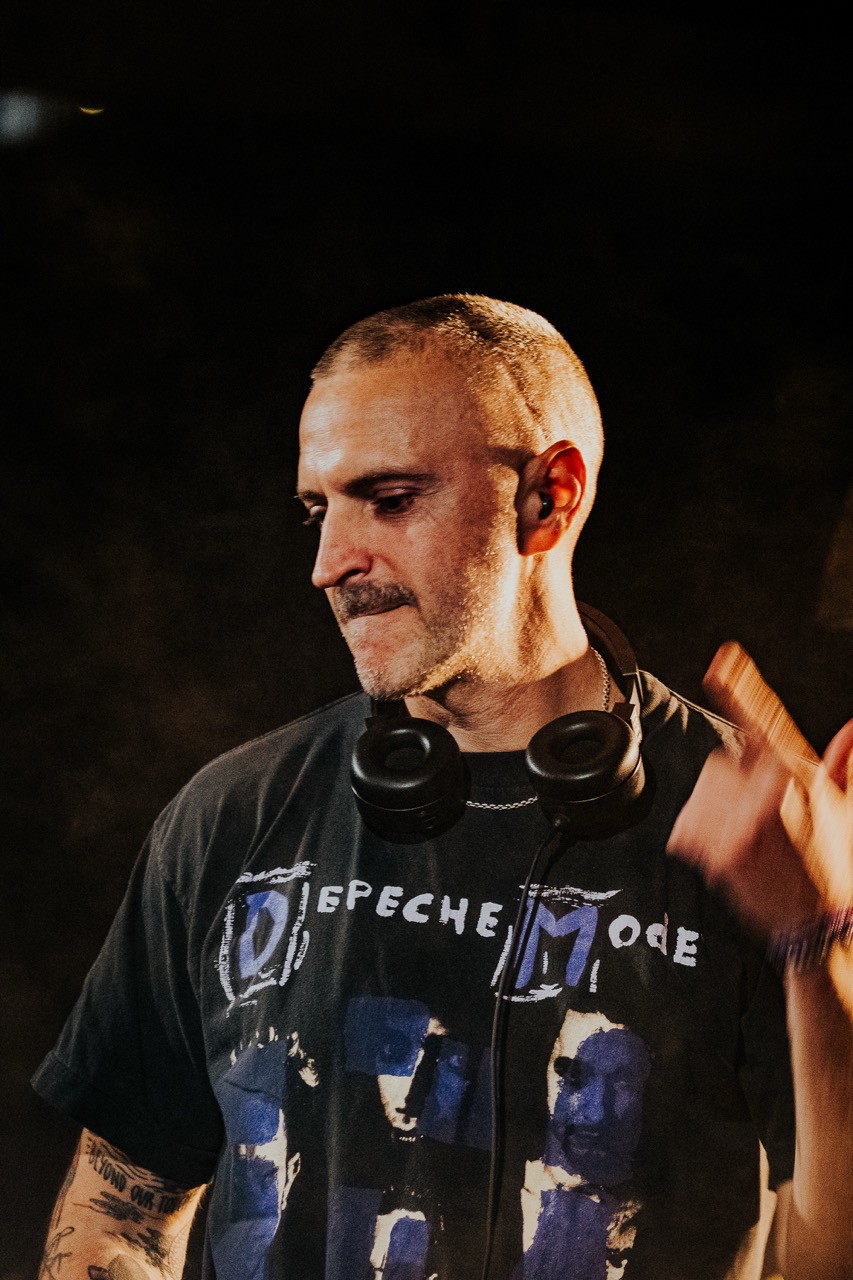 Reznik at Hackney Bridge