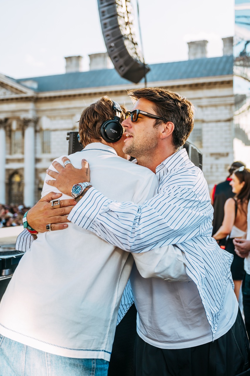 Solomun on the Thames