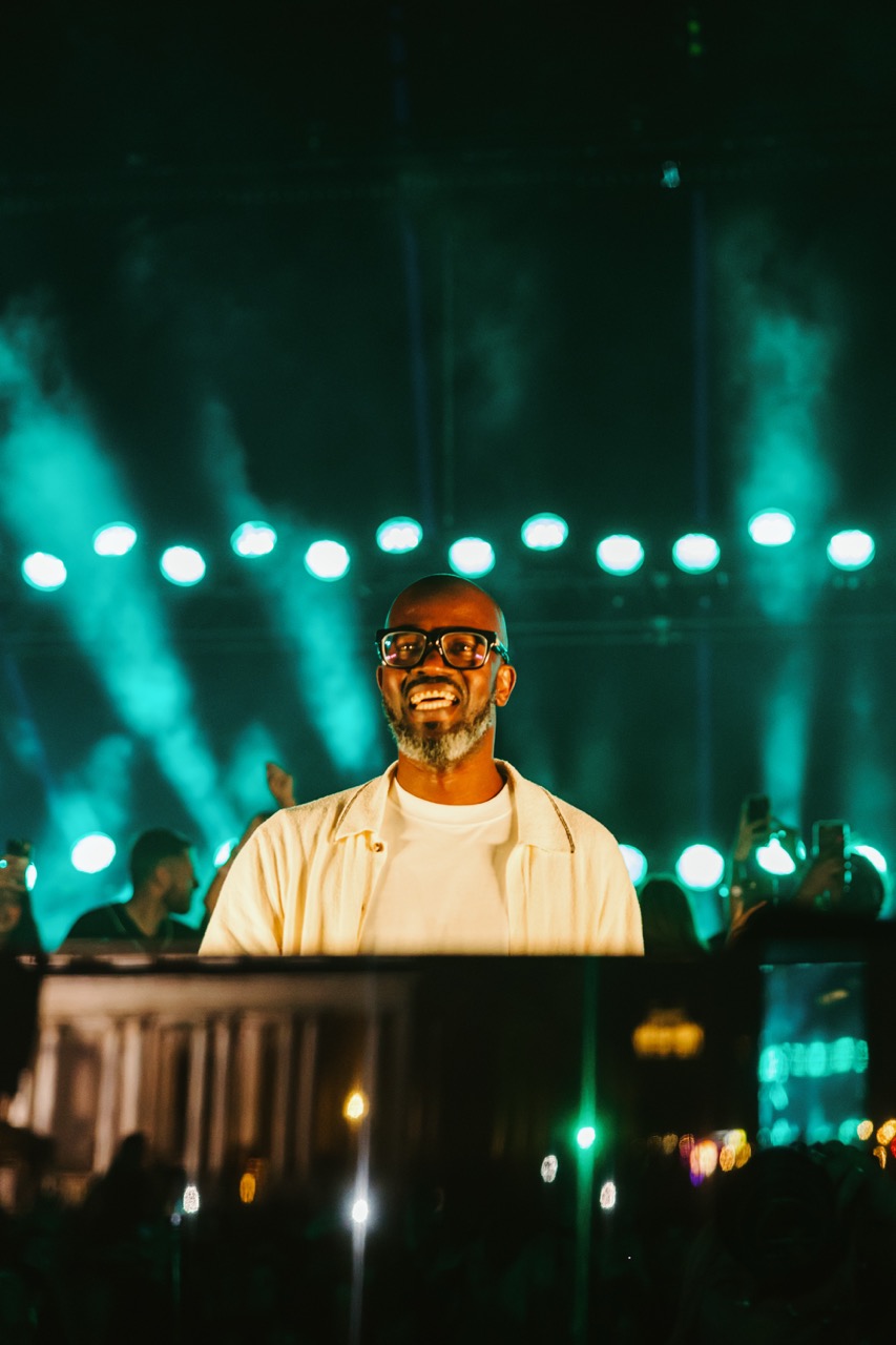 Black Coffee on the Thames Opening Show