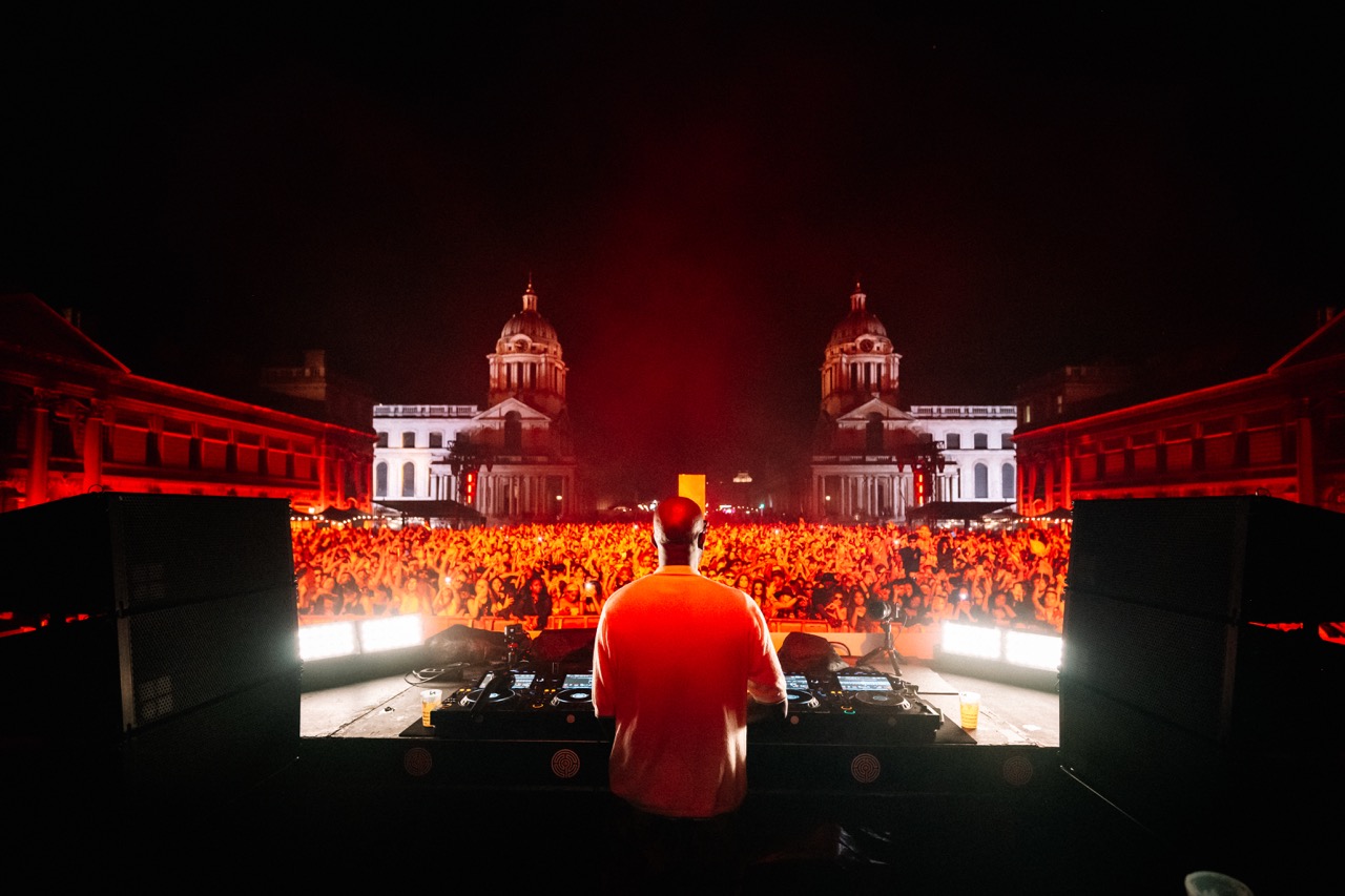 Black Coffee on the Thames Opening Show
