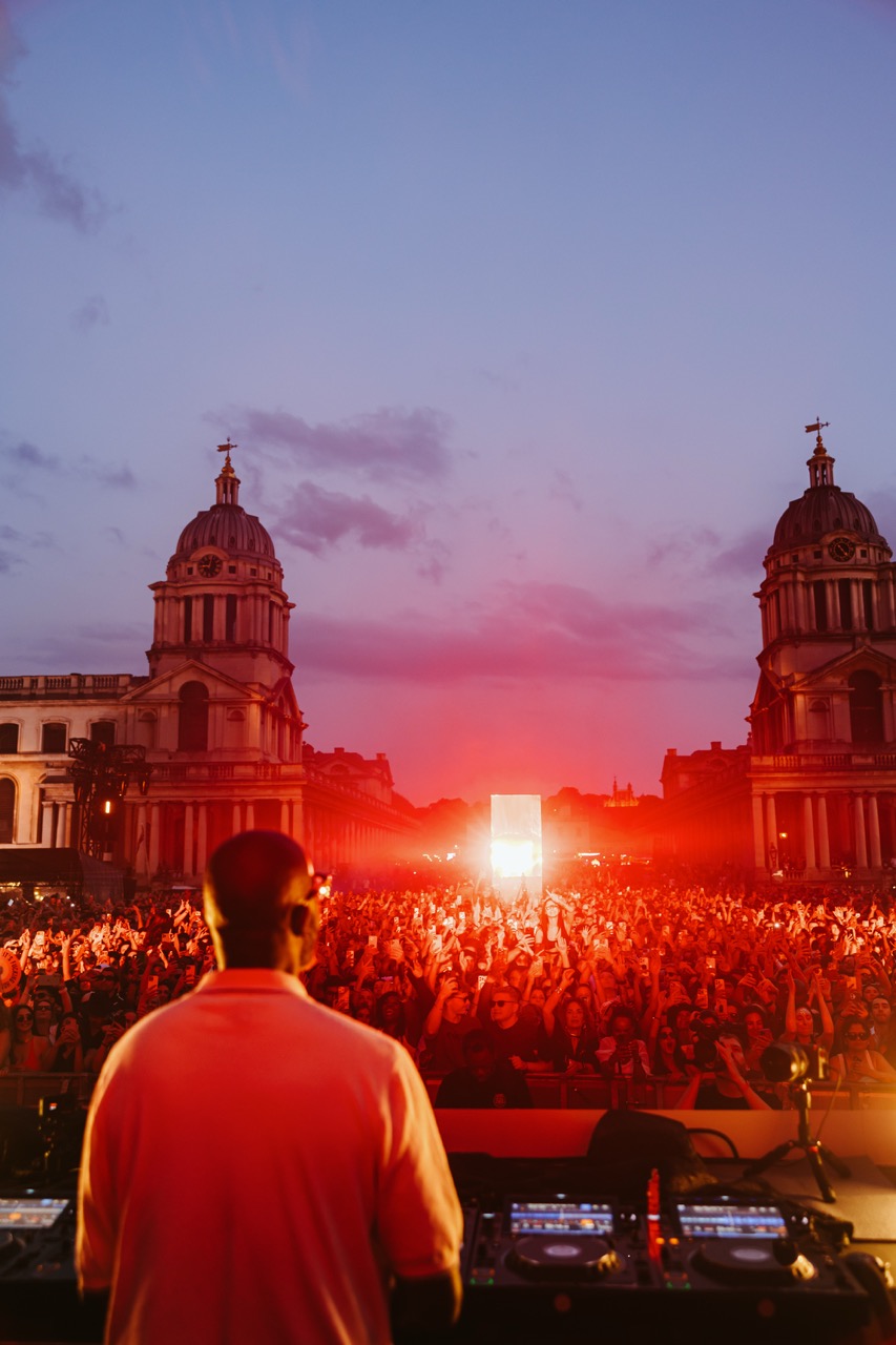Black Coffee on the Thames Opening Show