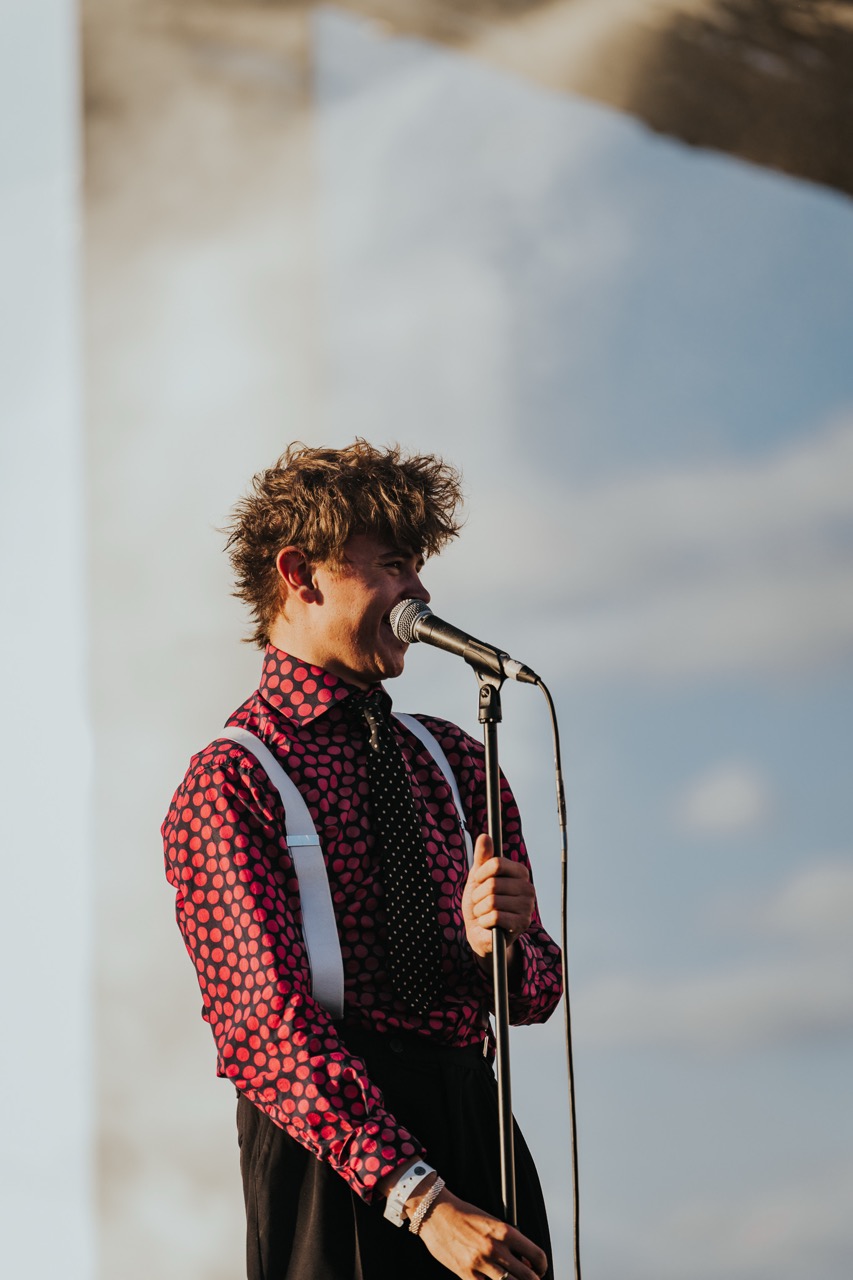 The Kooks on the Thames 