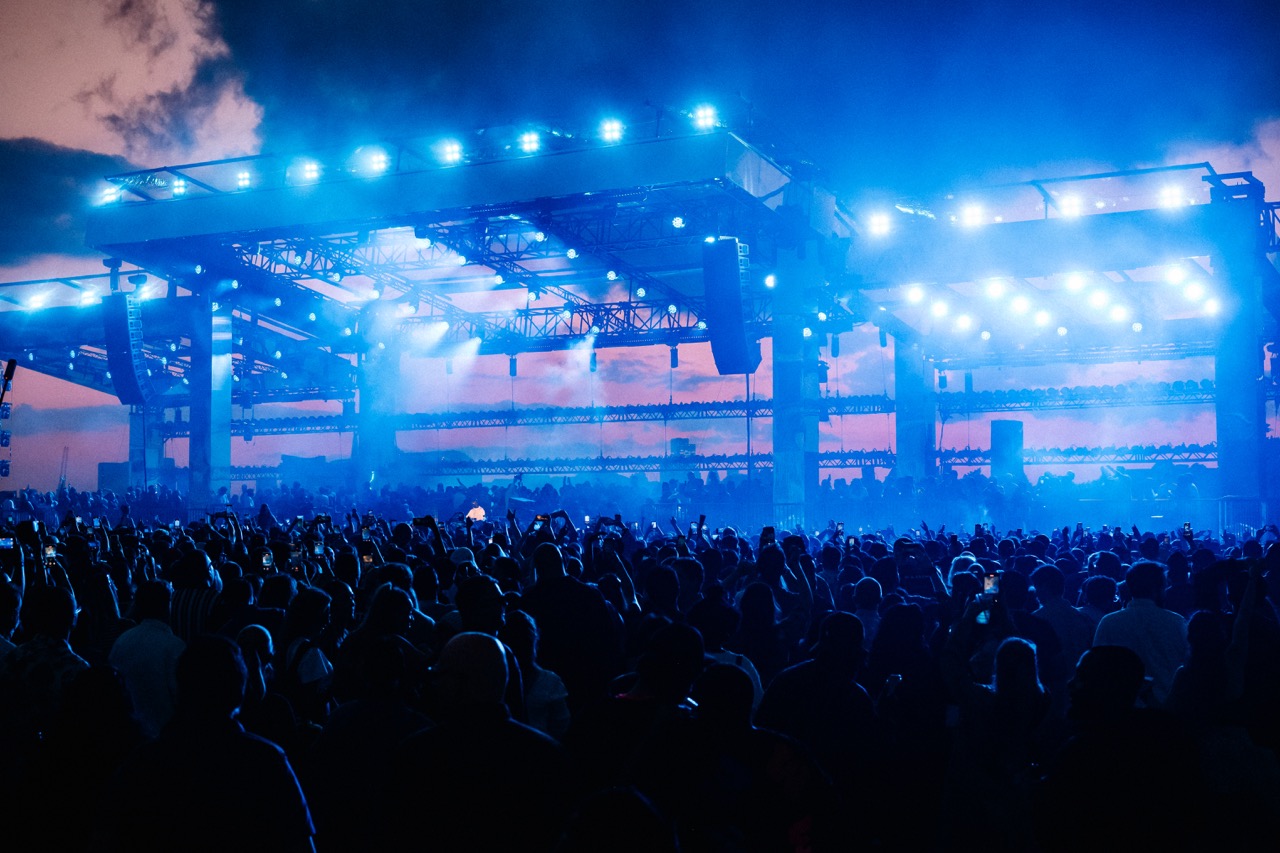 Black Coffee on the Thames Opening Show