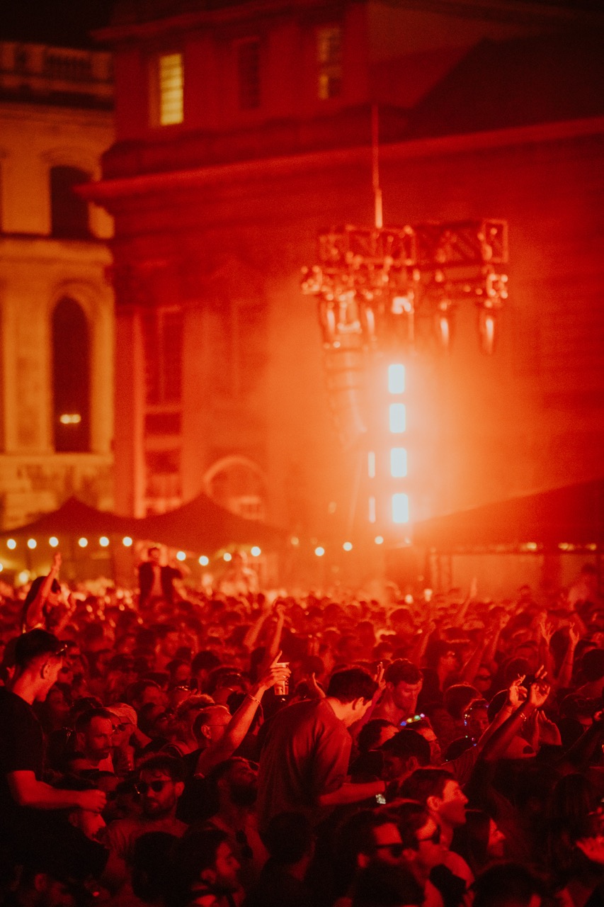 Solomun on the Thames