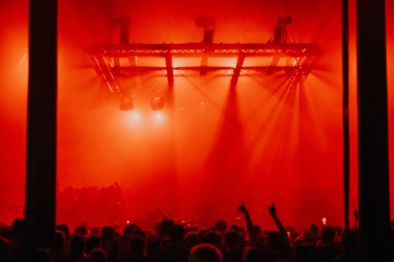 Mura Masa presents: Curve Club +1