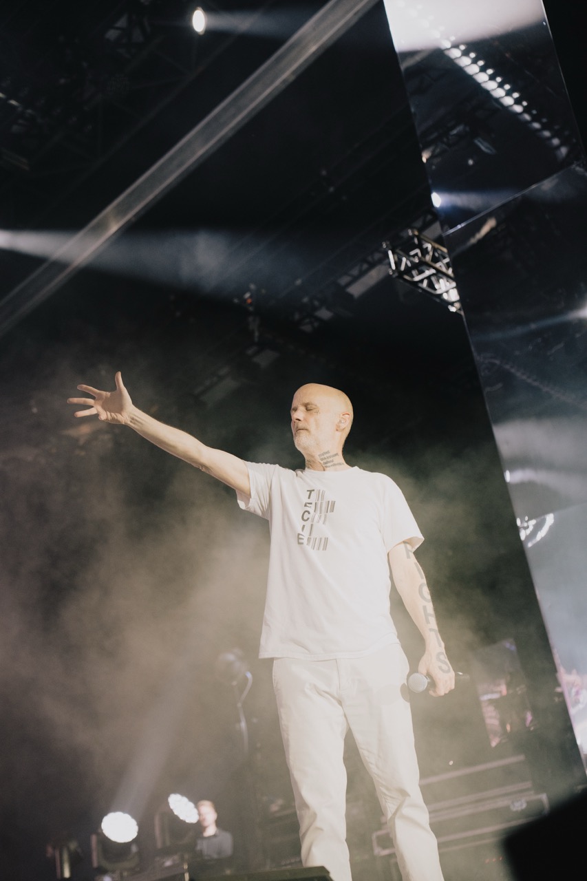 MOBY Live on the Thames