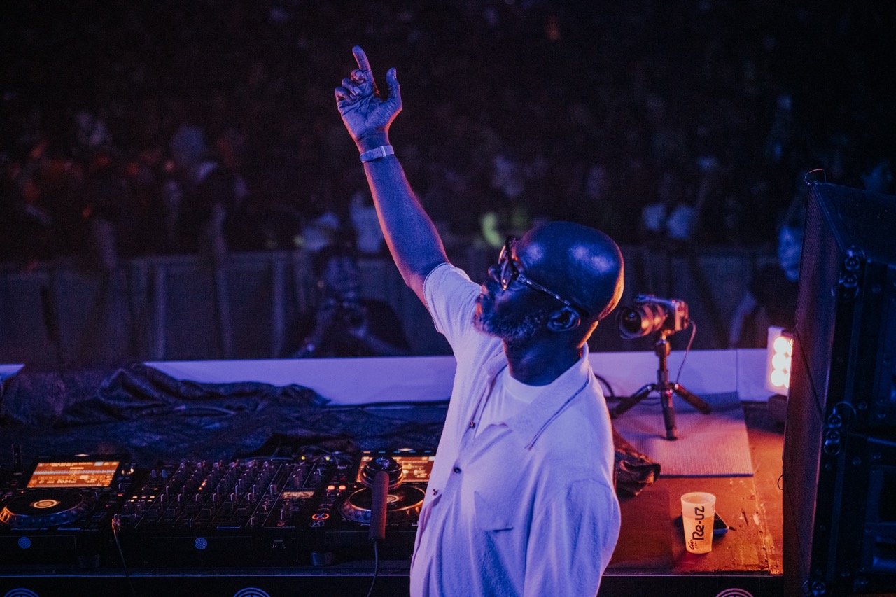 Black Coffee on the Thames Opening Show