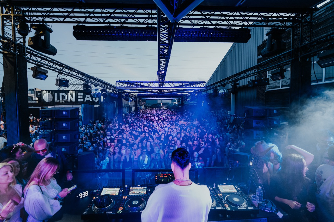 Mahmut Orhan Block Party