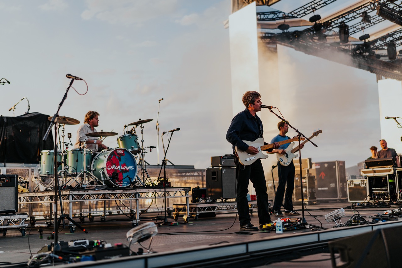 The Kooks on the Thames 