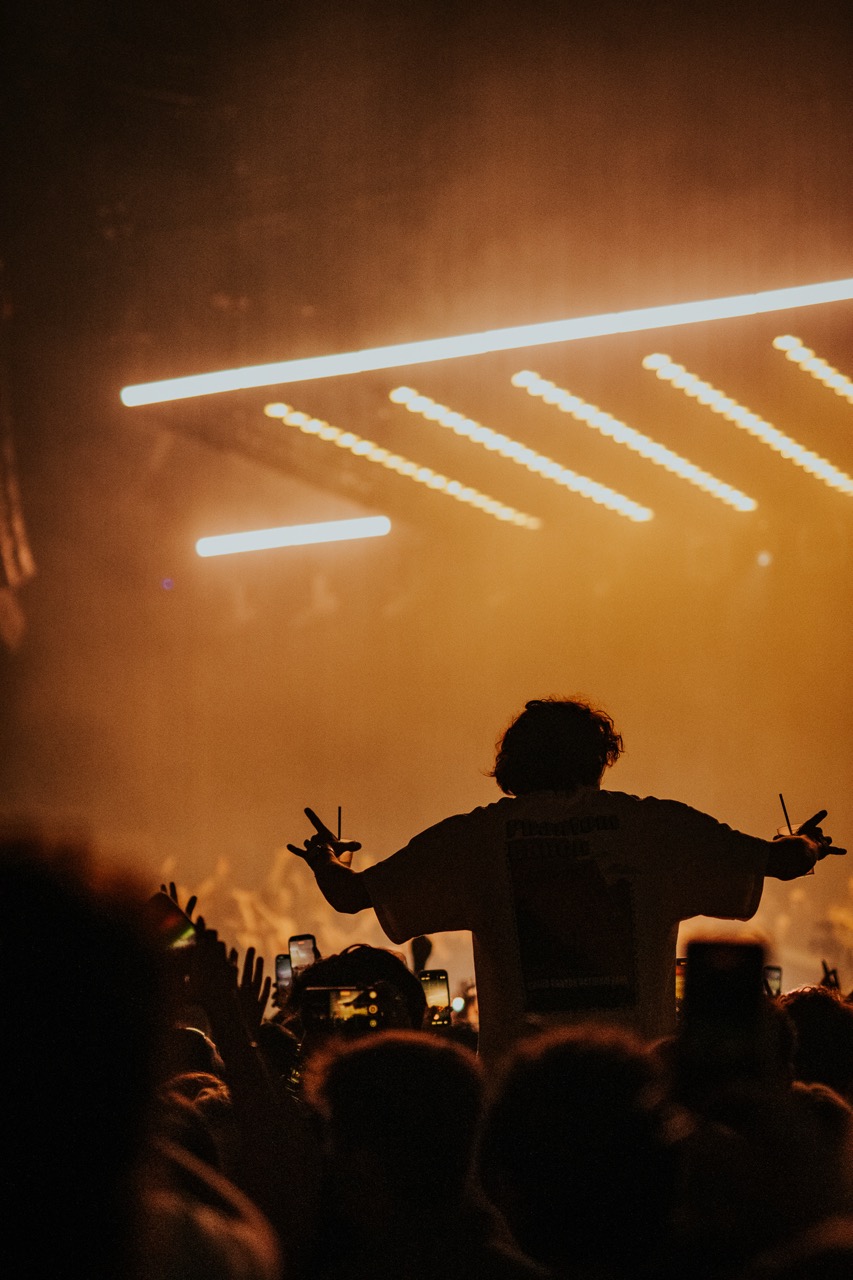 Mura Masa presents: Curve Club +1