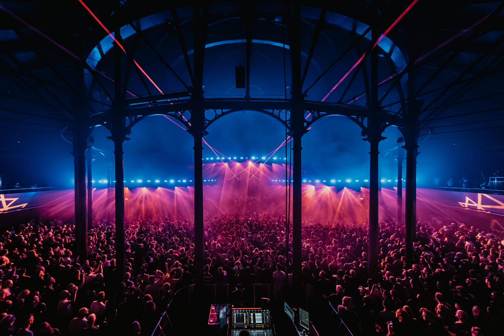 241011_LABYRINTH_Sasha&Digweed_MikePortlock_@mikeportlock_lifeafterlife_@khromacollective241011_LABYRINTH_Sasha&Digweed_MikePortlock_@mikeportlock_lifeafterlife_@khromacollectiveIMG_3663-Enhanced-NR 12.50.38.jpg