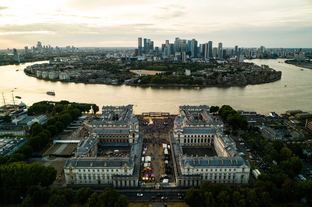Adriatique presents X on the Thames