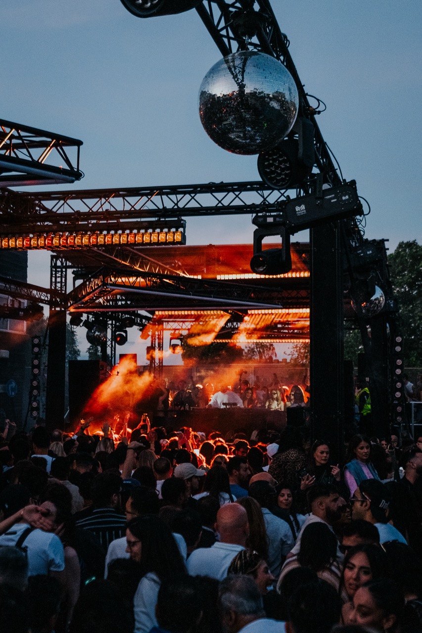Mahmut Orhan Block Party