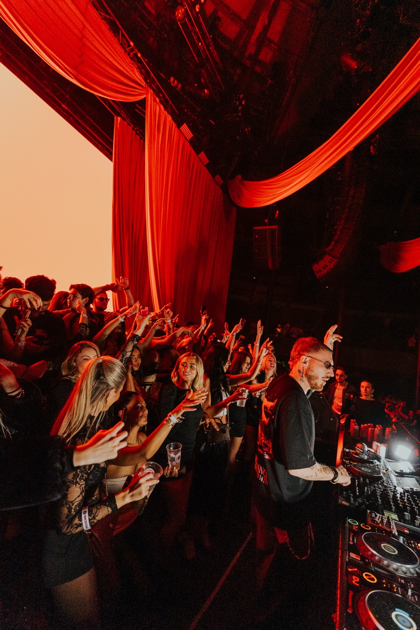 HUGEL, Make the Girls Dance at Roundhouse