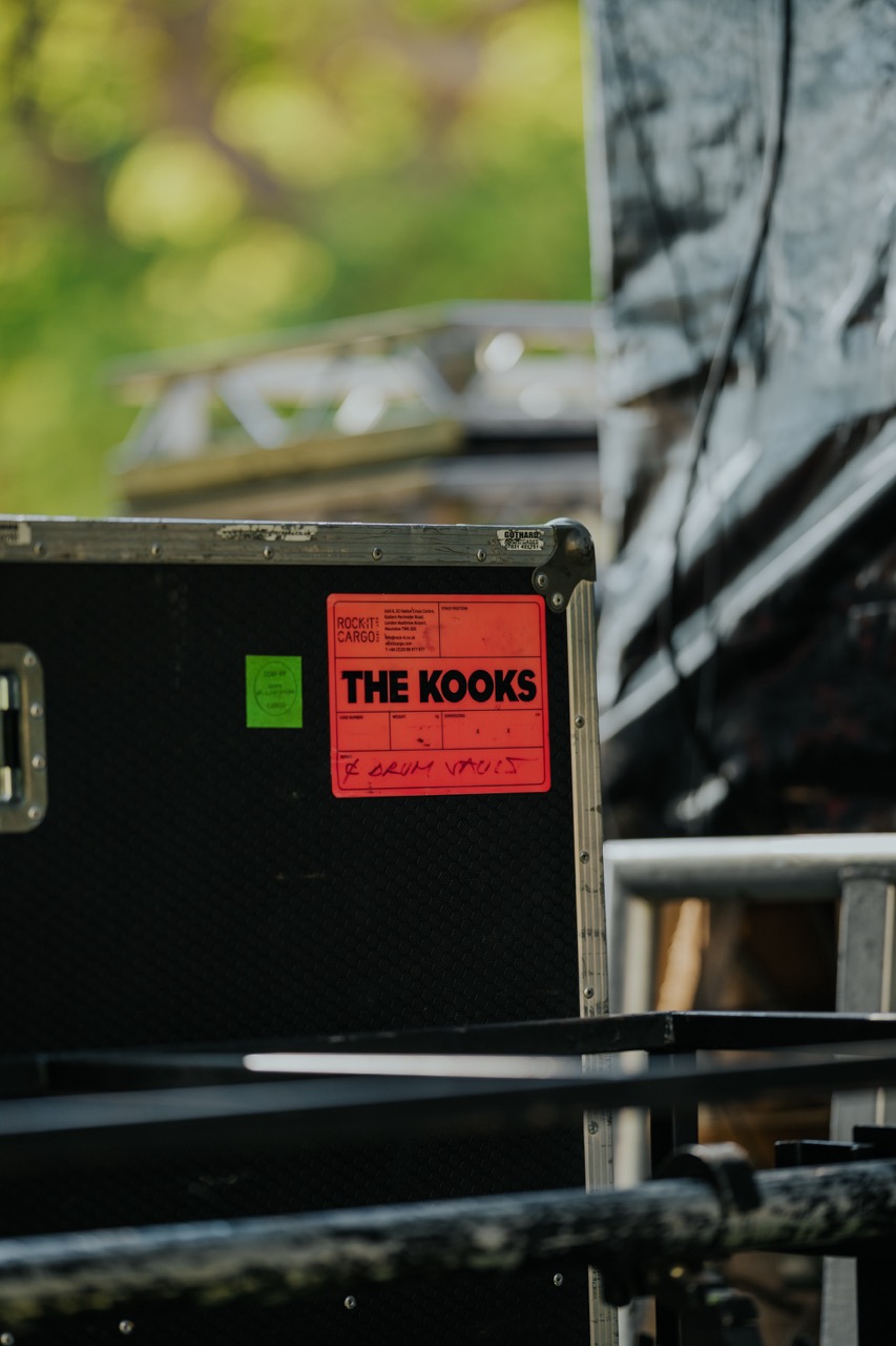 The Kooks 20 Years of Inside In / Inside Out at Tofte Manor