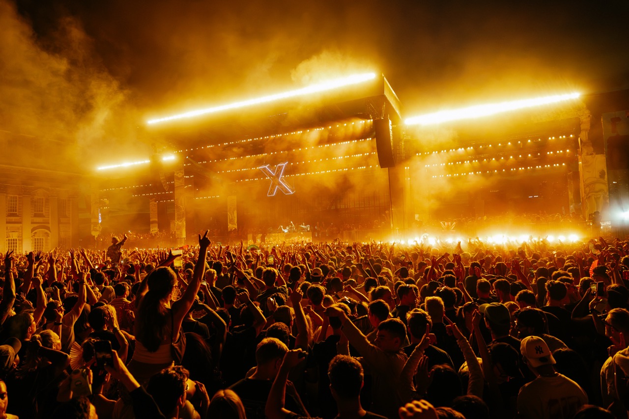 Adriatique presents X on the Thames