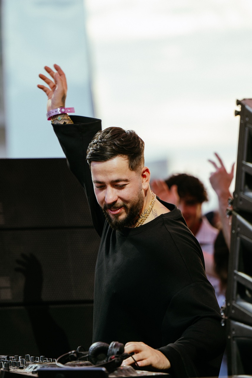 Adriatique presents X on the Thames