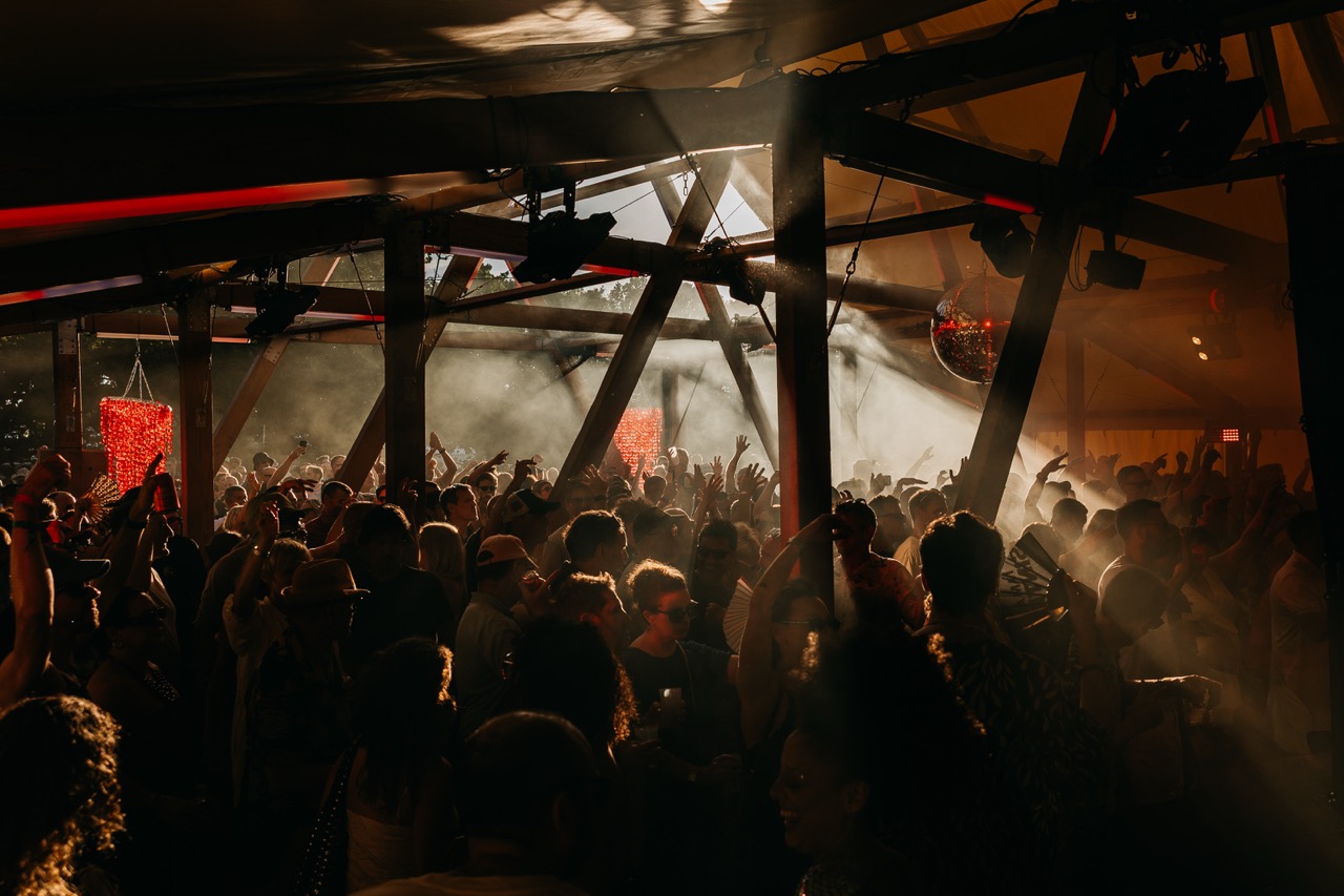 Sasha & John Digweed six hour set at Tofte Manor 