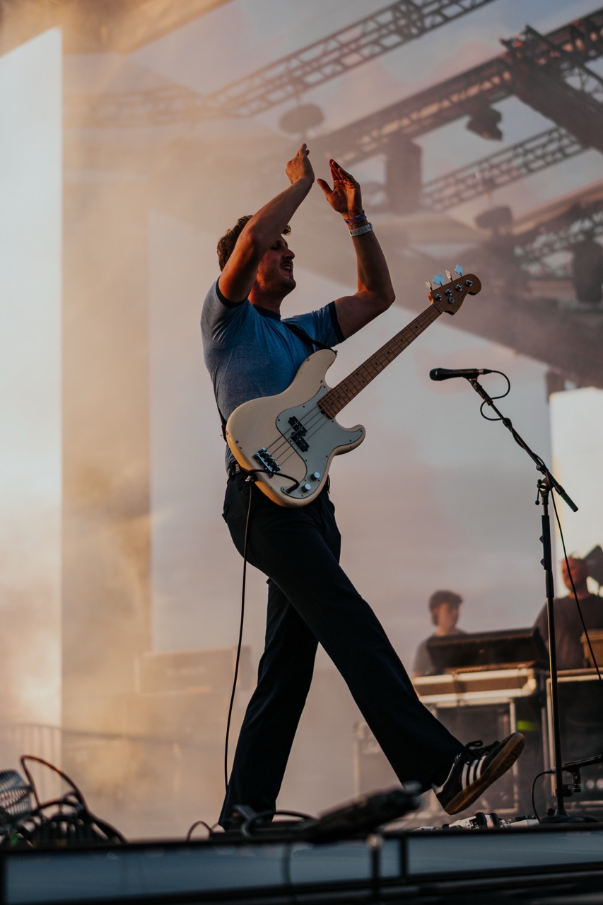 The Kooks on the Thames 
