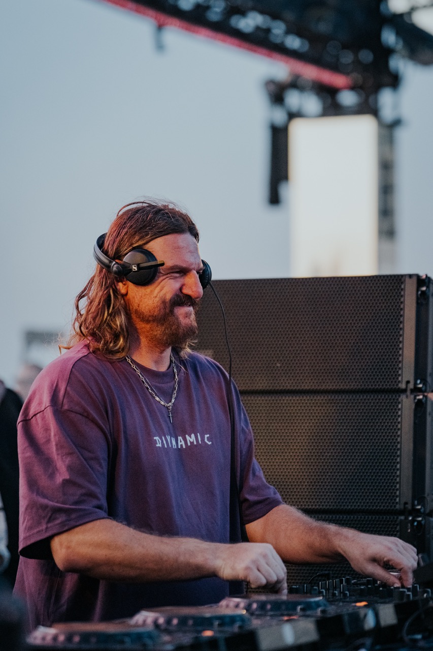 Solomun on the Thames