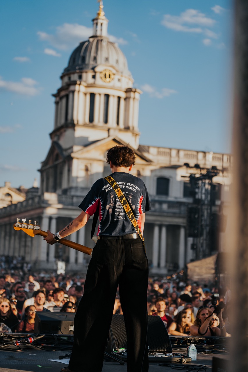 The Kooks on the Thames 
