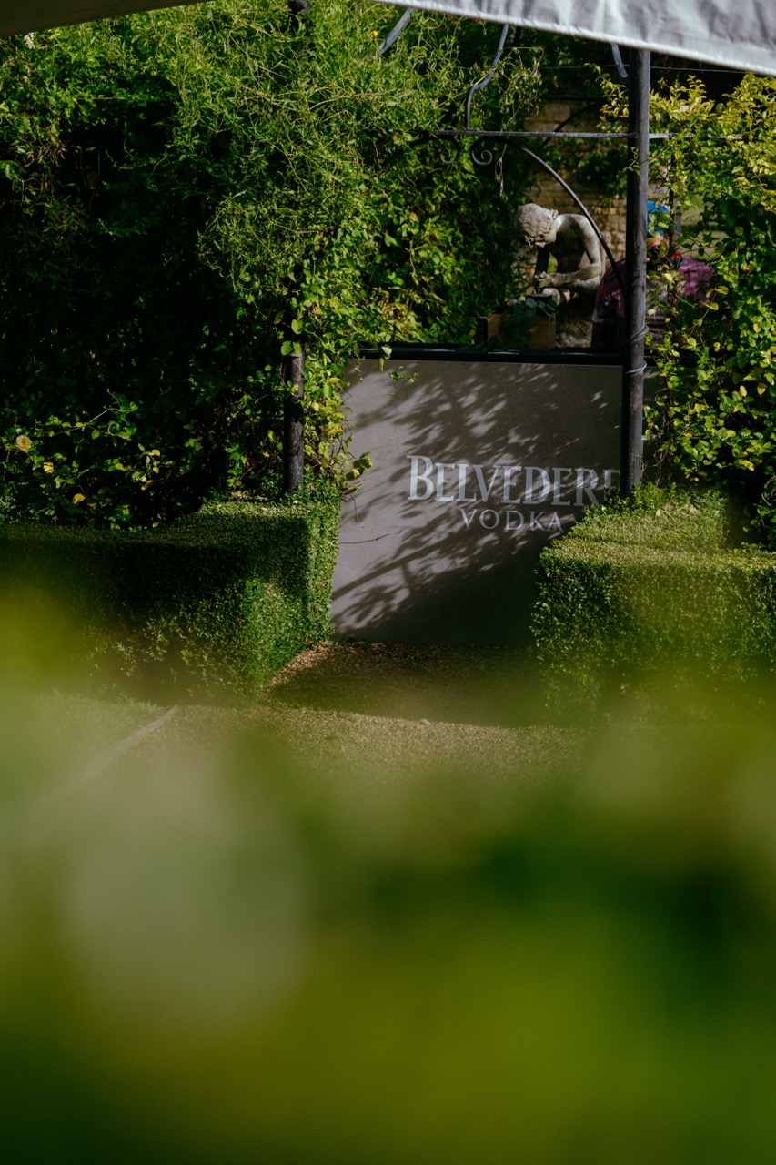 The Kooks 20 Years of Inside In / Inside Out at Tofte Manor