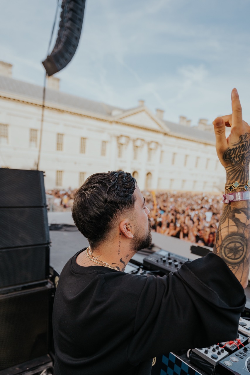 Adriatique presents X on the Thames