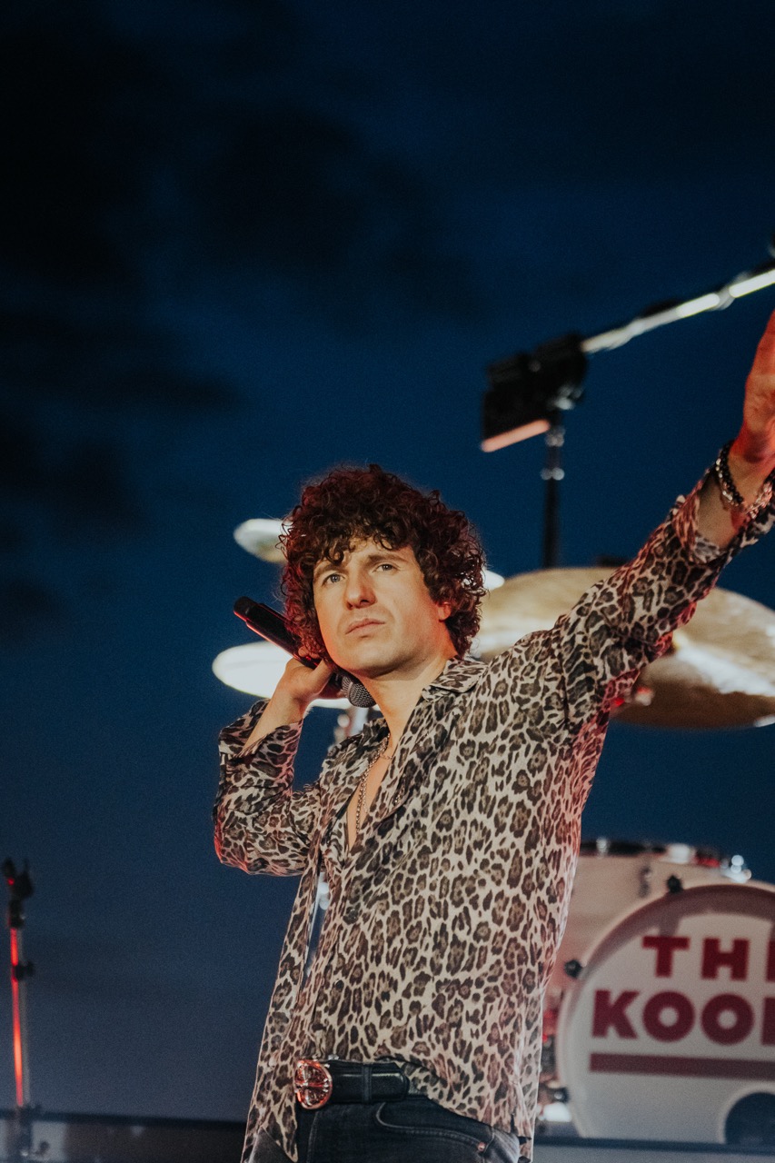 The Kooks on the Thames 