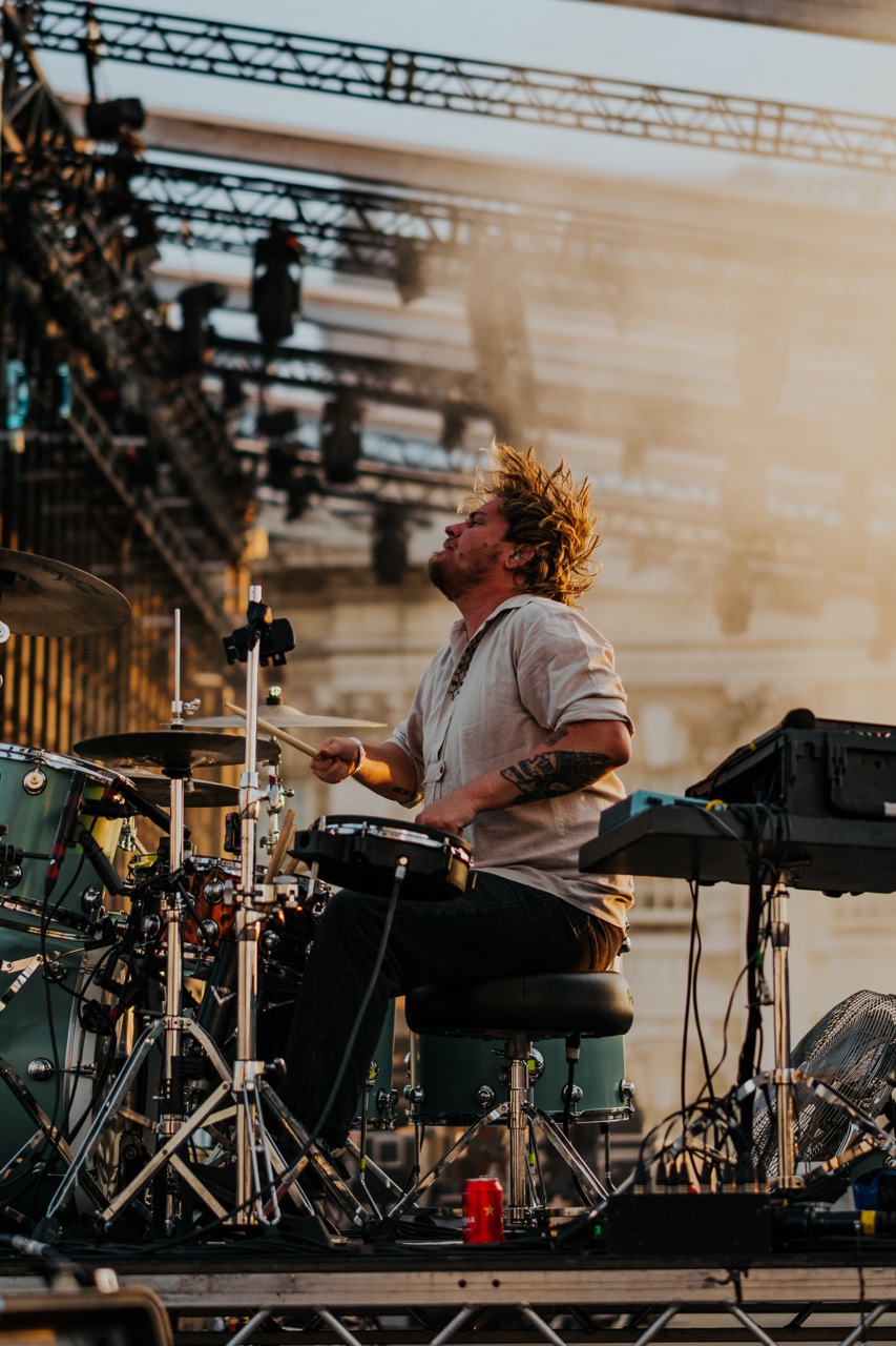 The Kooks on the Thames 