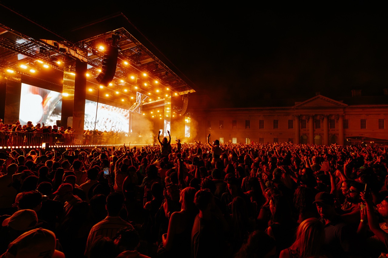 Adriatique presents X on the Thames