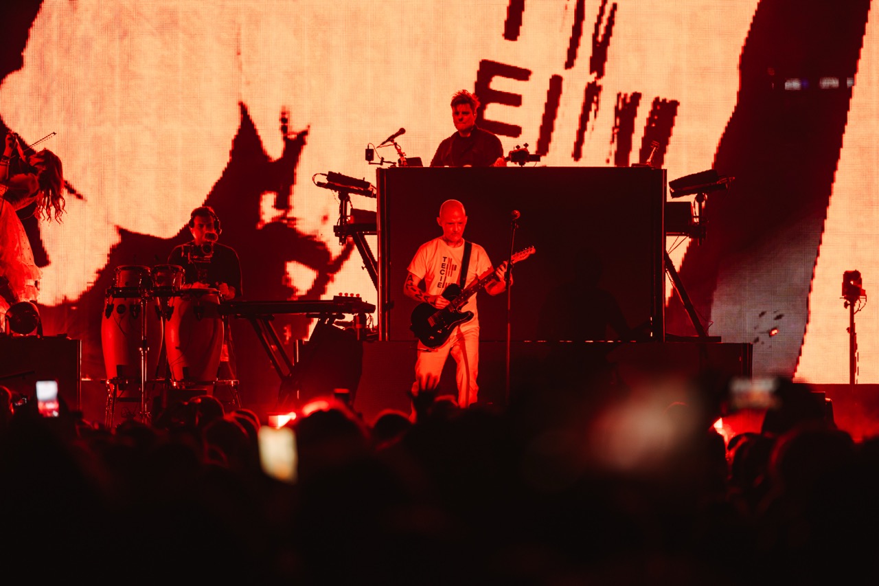 MOBY Live on the Thames