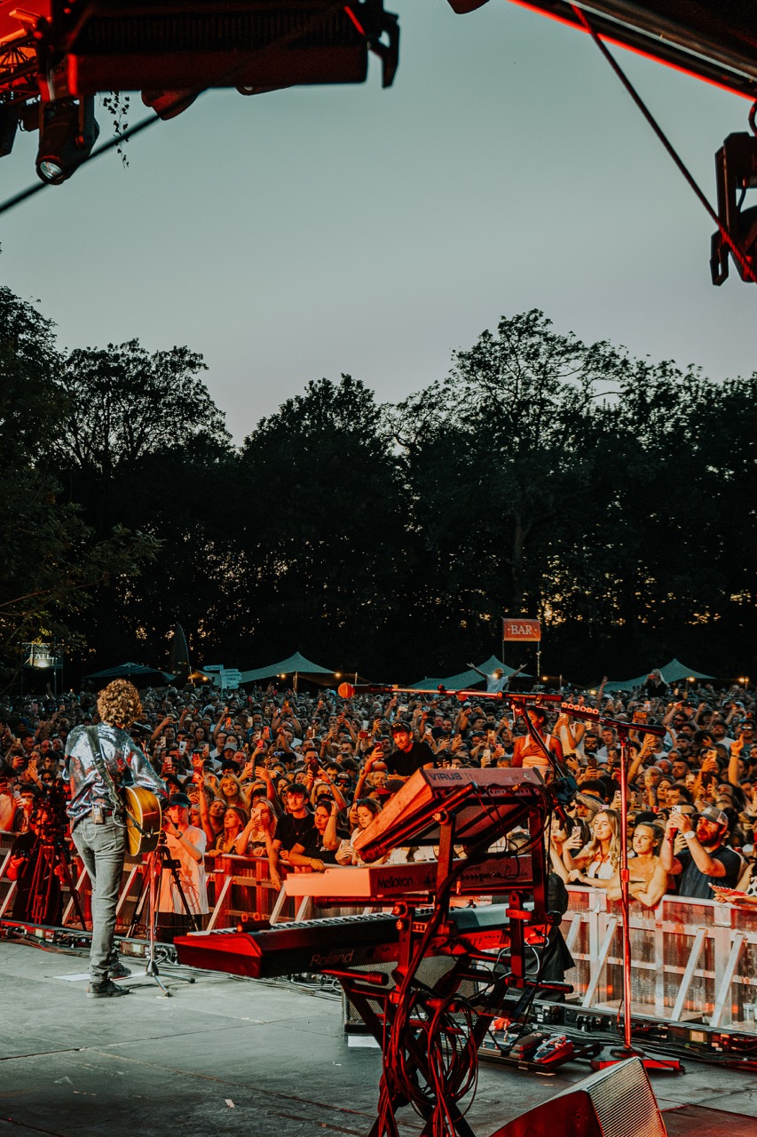 The Kooks 20 Years of Inside In / Inside Out at Tofte Manor