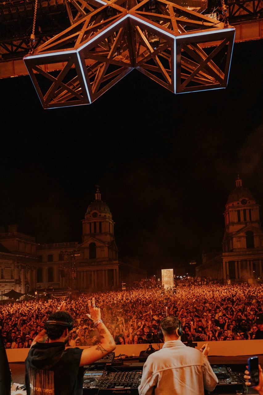 Adriatique presents X on the Thames
