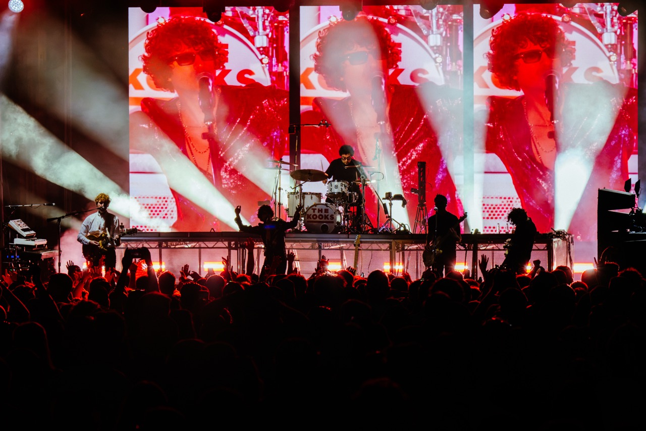 The Kooks 20 Years of Inside In / Inside Out at Tofte Manor